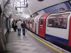 Curved platform - Central line at Bank